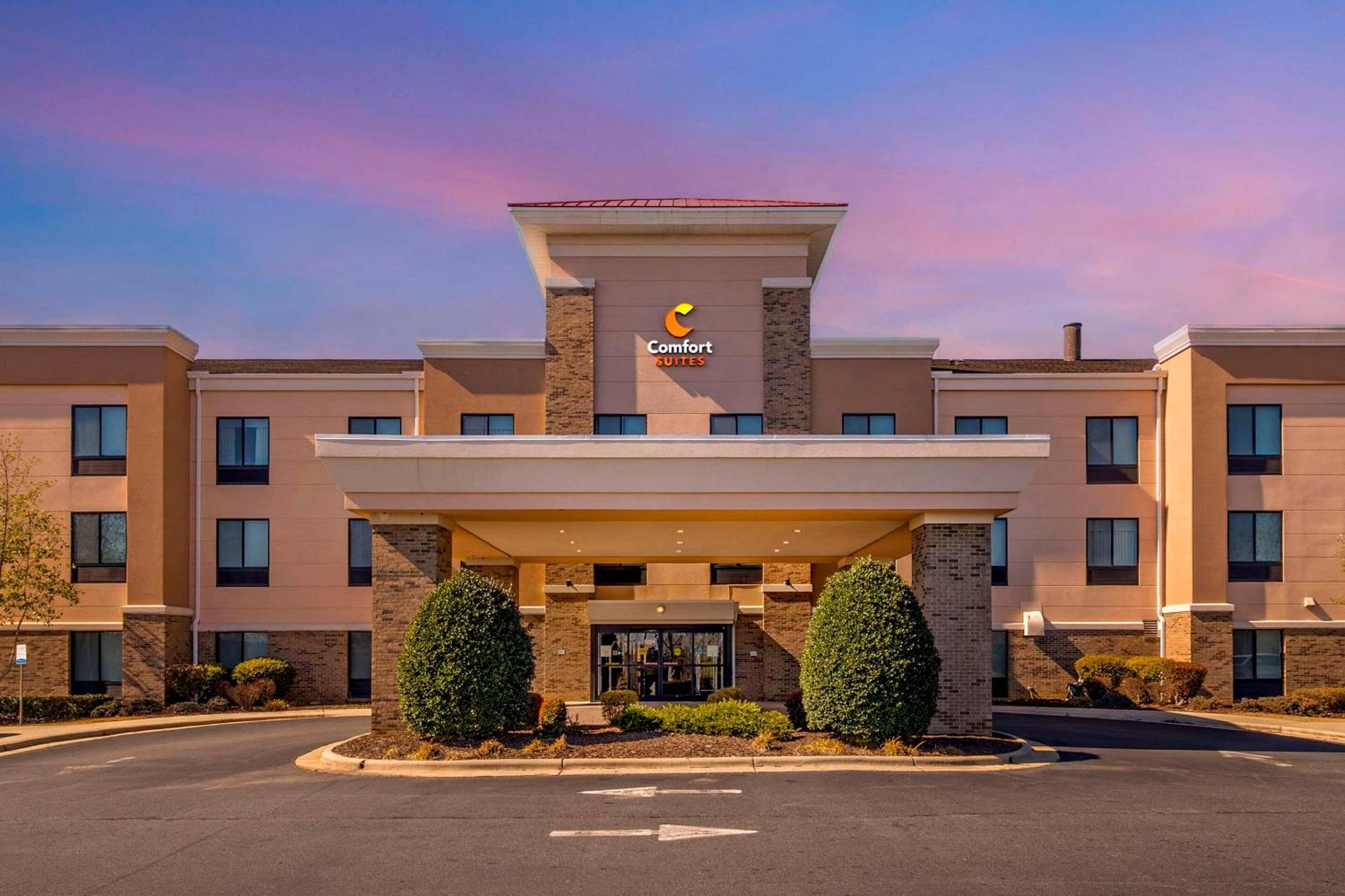 Comfort Suites Whitsett - Greensboro East Bagian luar foto