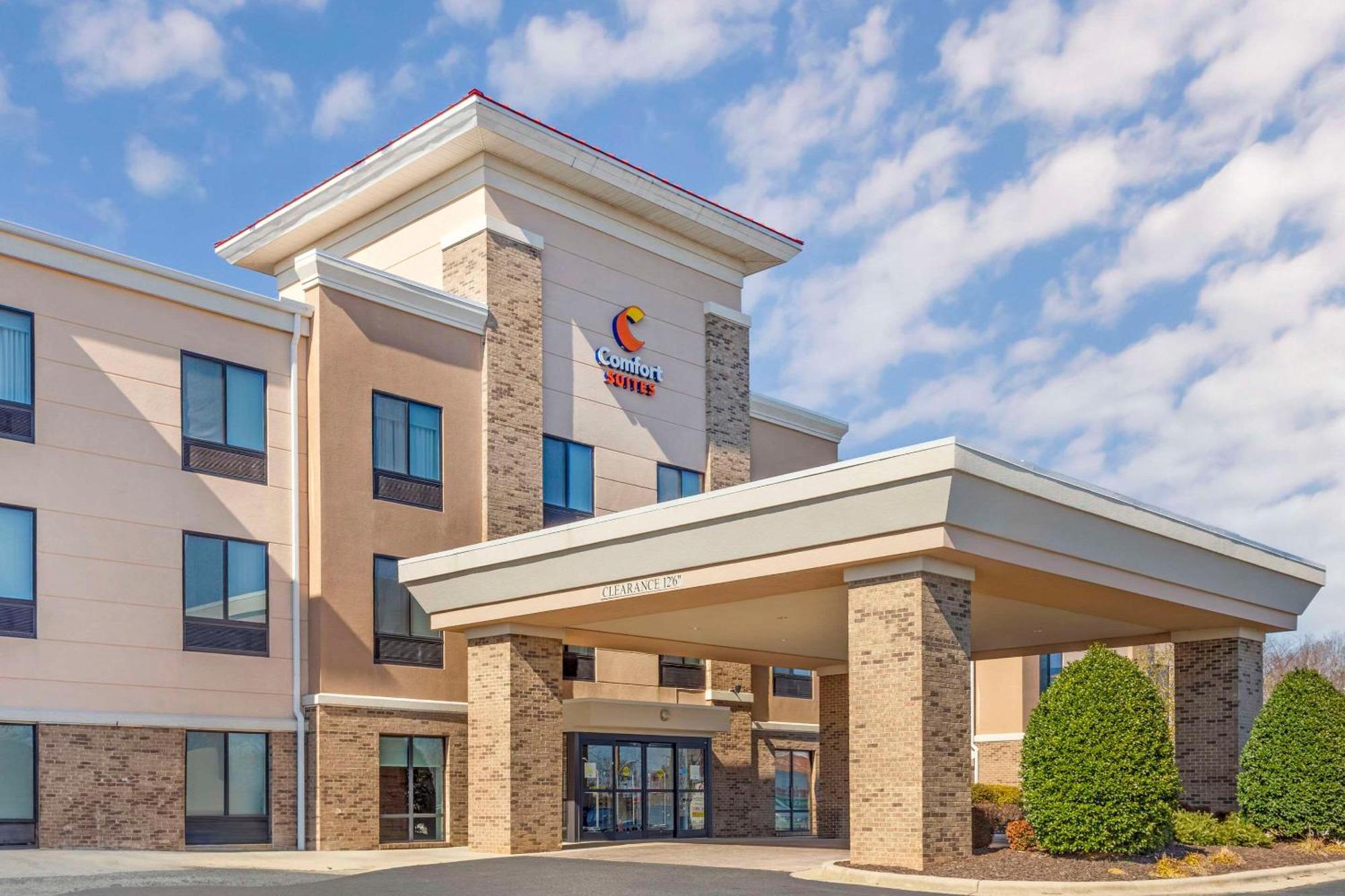 Comfort Suites Whitsett - Greensboro East Bagian luar foto
