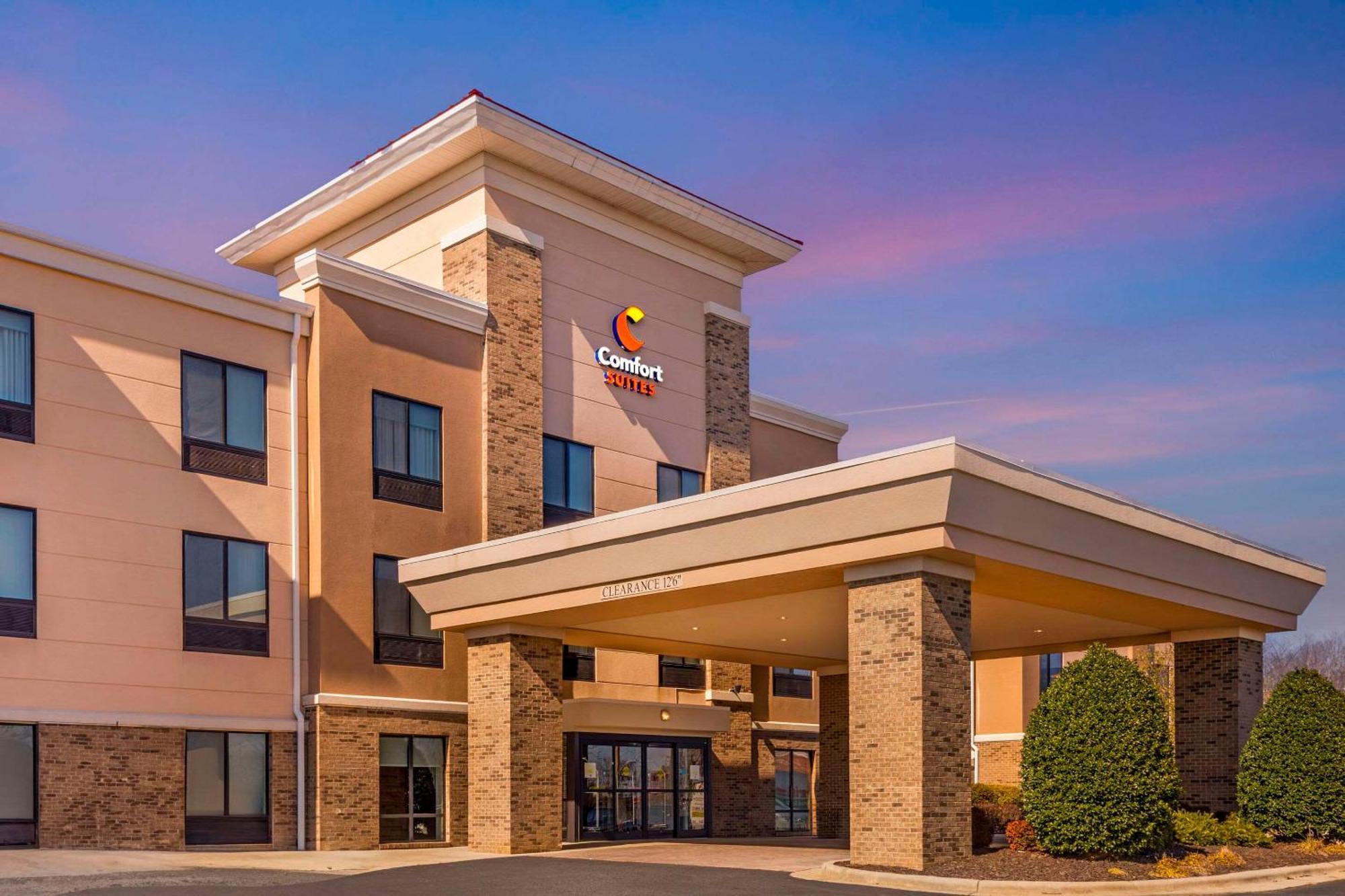 Comfort Suites Whitsett - Greensboro East Bagian luar foto