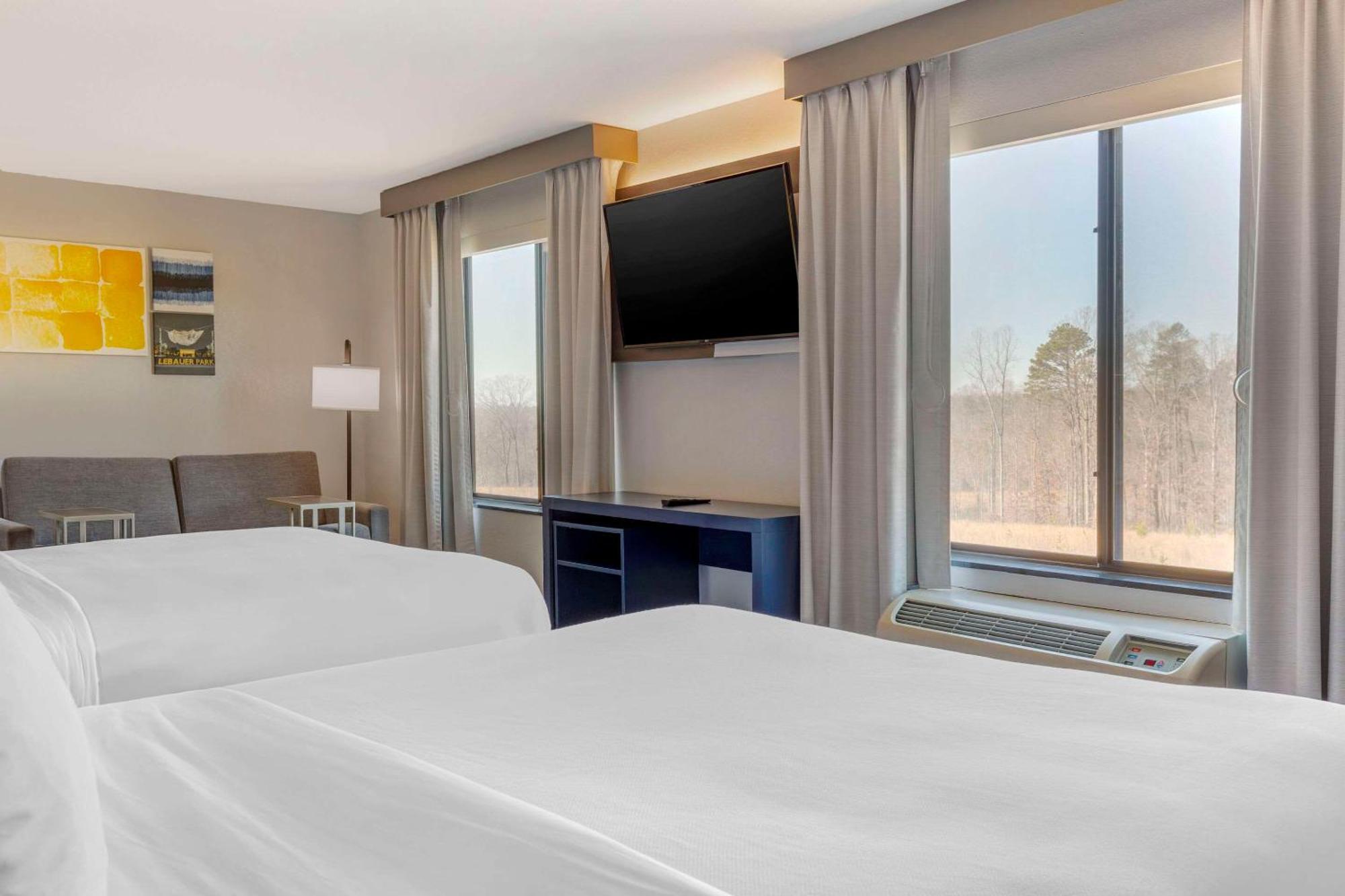 Comfort Suites Whitsett - Greensboro East Bagian luar foto