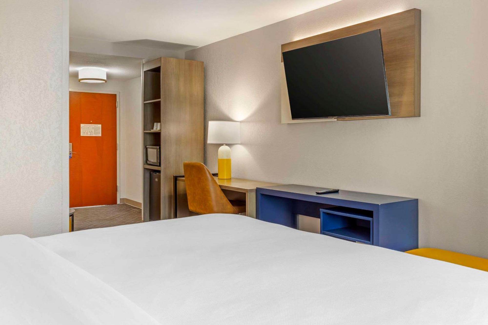 Comfort Suites Whitsett - Greensboro East Bagian luar foto