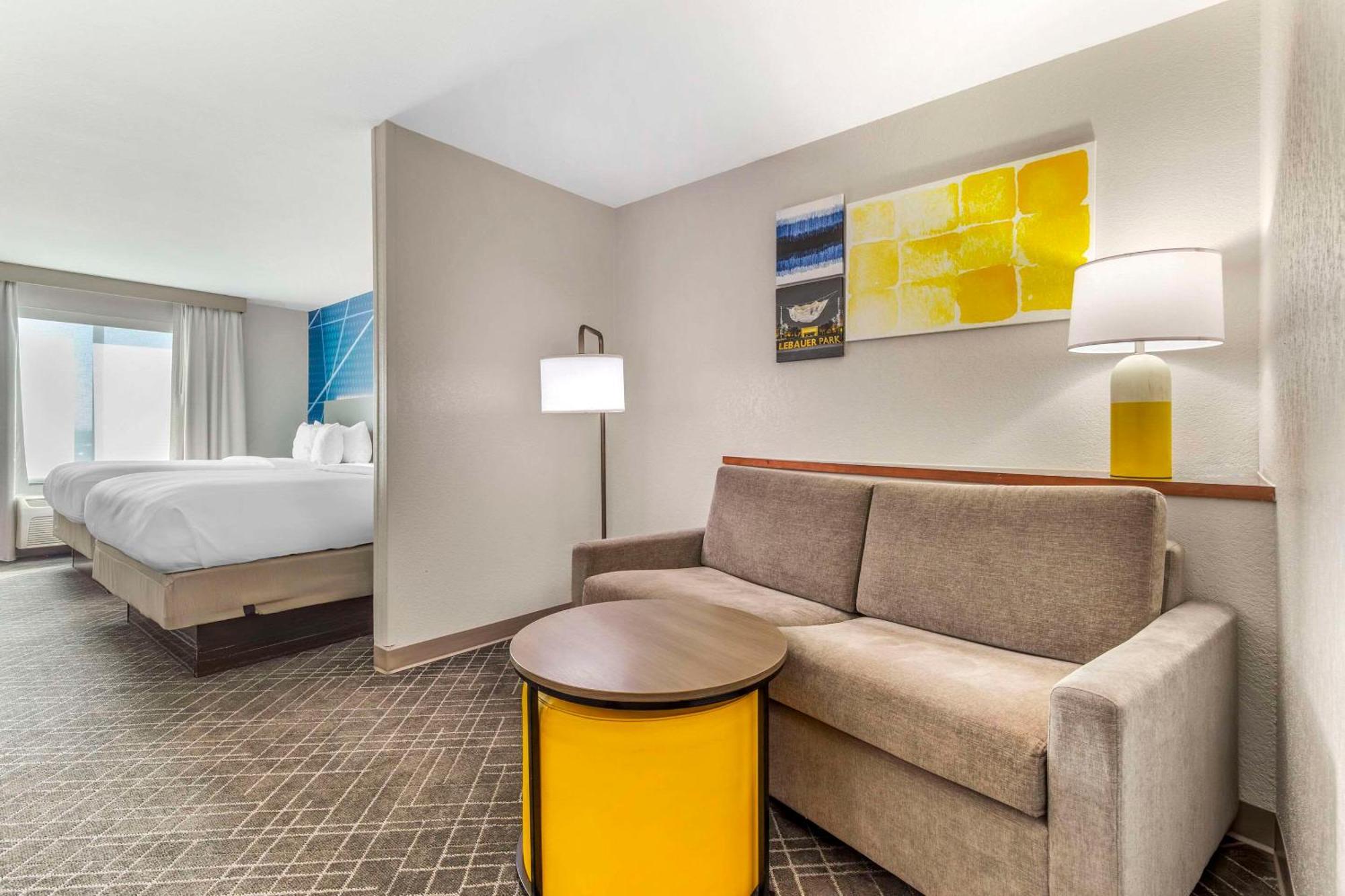 Comfort Suites Whitsett - Greensboro East Bagian luar foto