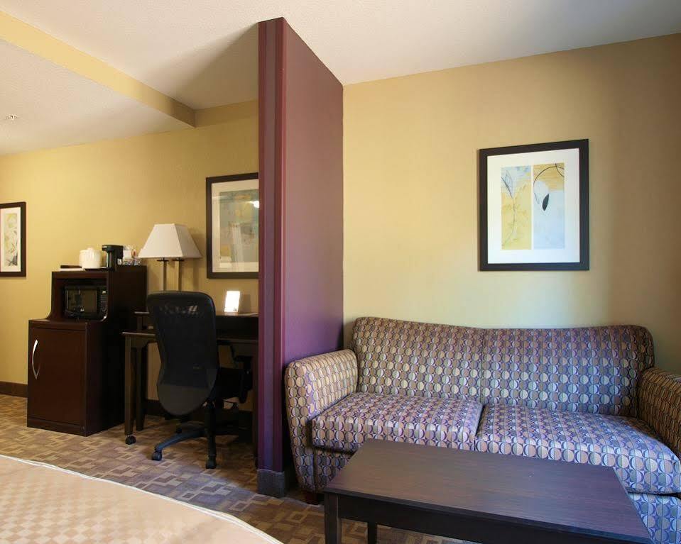 Comfort Suites Whitsett - Greensboro East Bagian luar foto